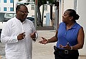 Church volunteers take meals to the streets