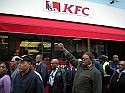 Union pickets KFC in row over benefits (Update)