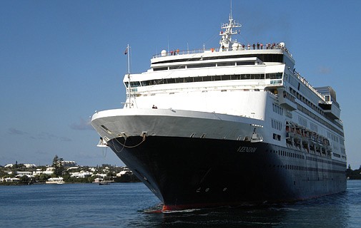 ‘Petty politics’ sunk cruise ship trade