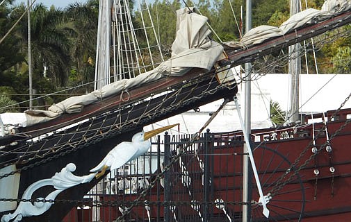 Pelican arrives in Bermuda