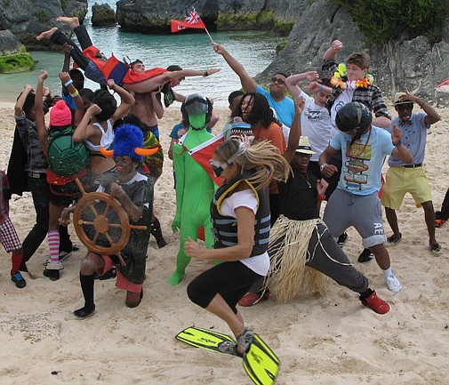 Video: Bermuda joins Harlem Shake Internet craze