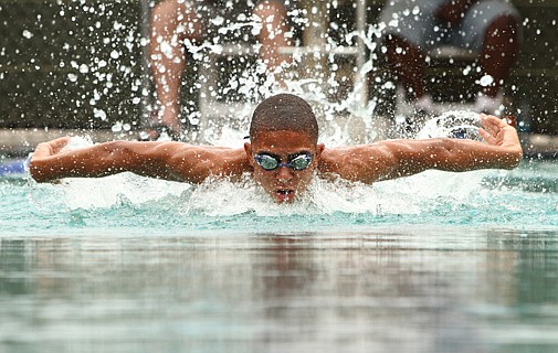 Bermuda doubles its CARIFTA swimming team