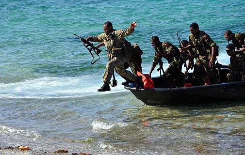 Dockyard and Ferry Reach focus of Regiment exercises