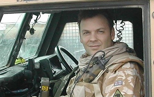 Regiment Lt Colonel in volunteer drive