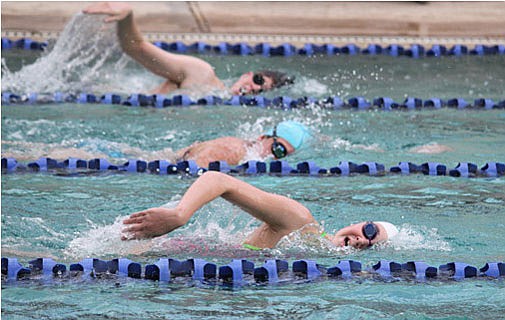 Emma Harvey breaks record in MLI swim meet