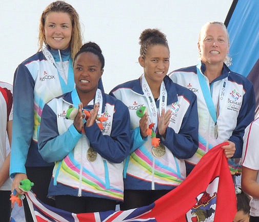 Relay team win gold, break records