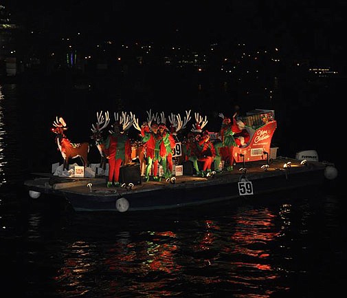 Hamilton Harbour explodes with colour in the Christmas Boat Parade