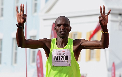 Superb Kessio defends Marathon title