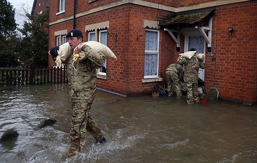 Briefing: UK struggling amid severe floods