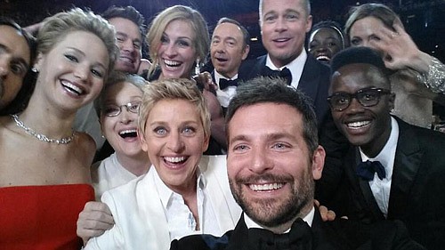 Ellen’s Oscar selfie sets a Twitter retweet record