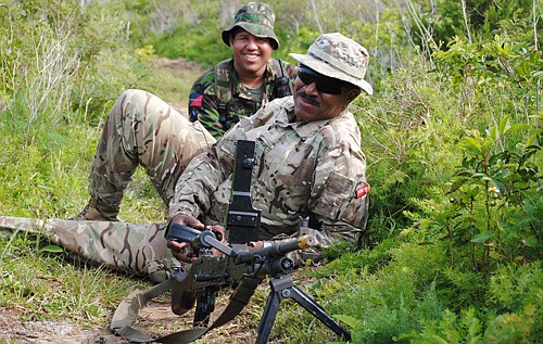 Junior Leaders train with Regiment