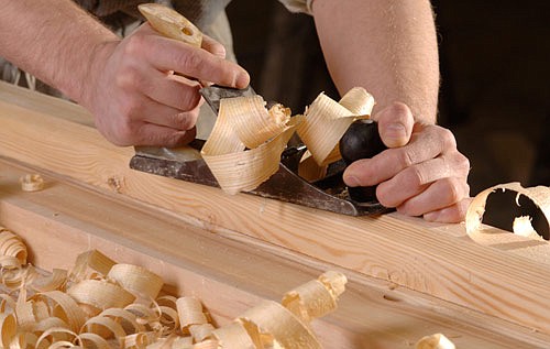 Master carpenters to host training courses