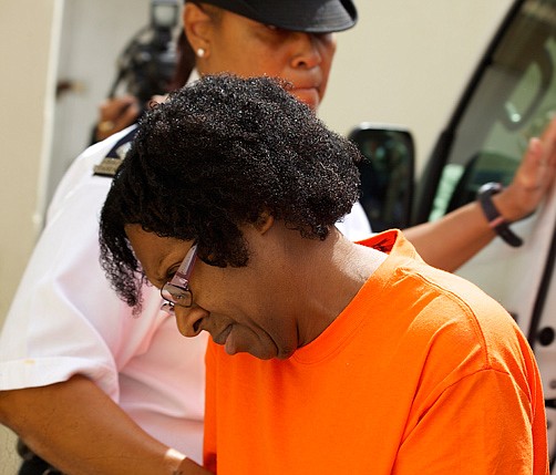 Tracey Pitt's jail term quashed