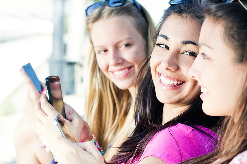 Teens favouring messaging over social networks